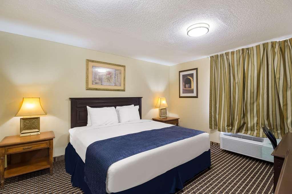 Rodeway Inn Houston North Greenspoint חדר תמונה